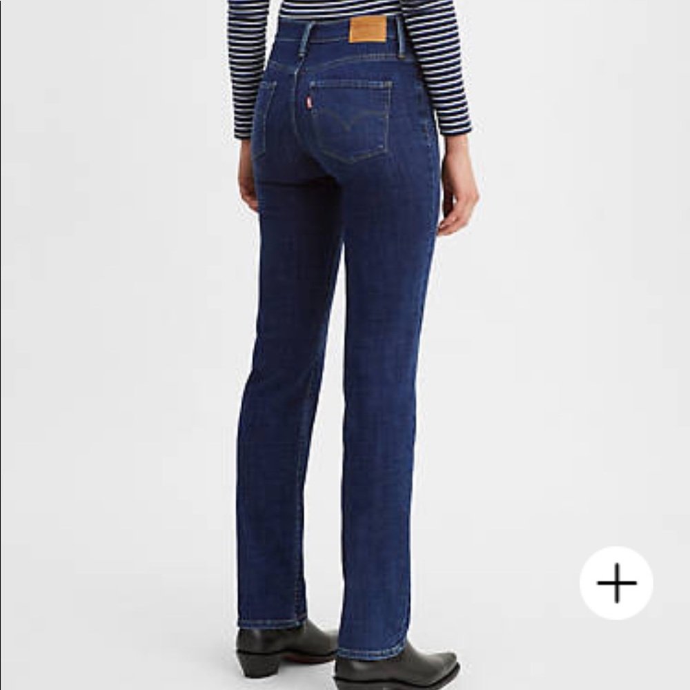 Levi’s 314 Shaping Straight denim, Sz 28 (like a 6), Darkest Sky dark wash